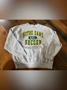 Notre Dame Soccer sweatshirt XL